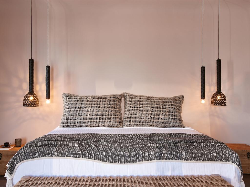 Incognito Beach Villa Santorini Kamári Kültér fotó